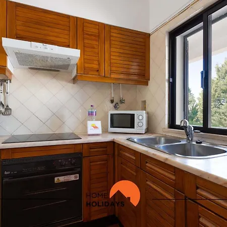 #151 Kid Friendly, Ac With Pool And Golf Course Албуфейра